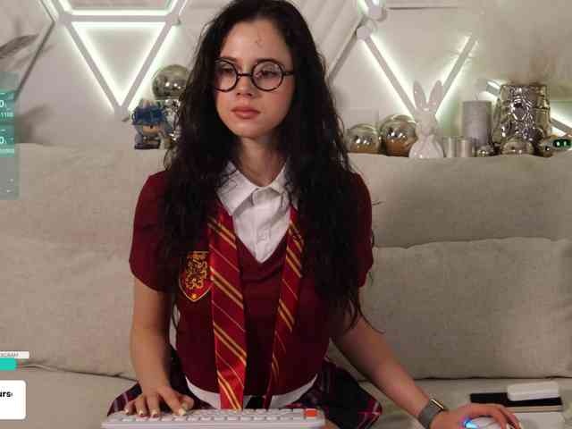 Модель: Taanni