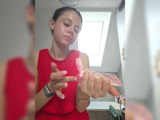 Модель: Taanni