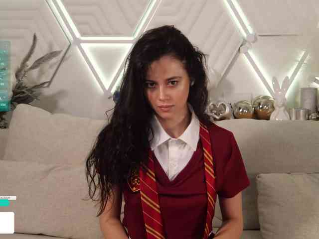 Модель: Taanni