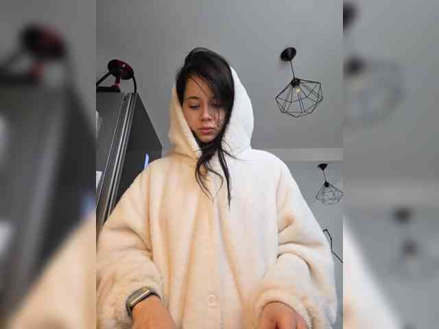 Модель: Taanni