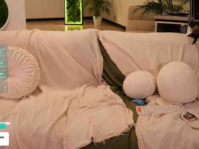 Taanni Live Webcam on BongaCams