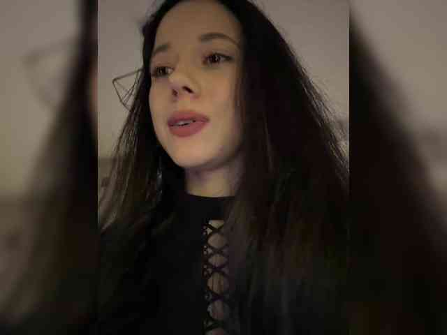 Модель: Taanni