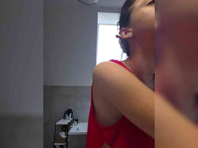 Модель: Taanni