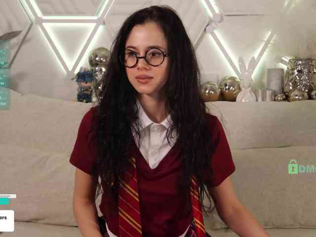 Модель: Taanni