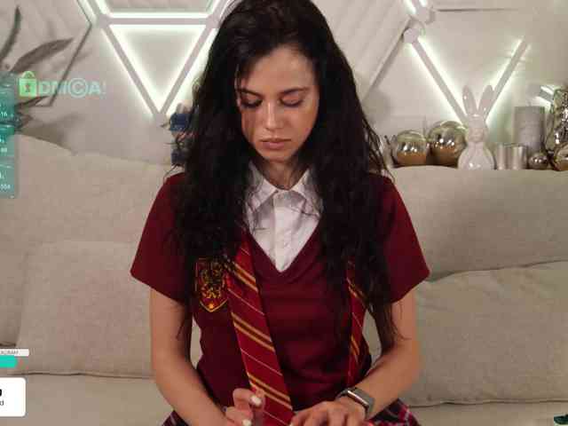 Модель: Taanni