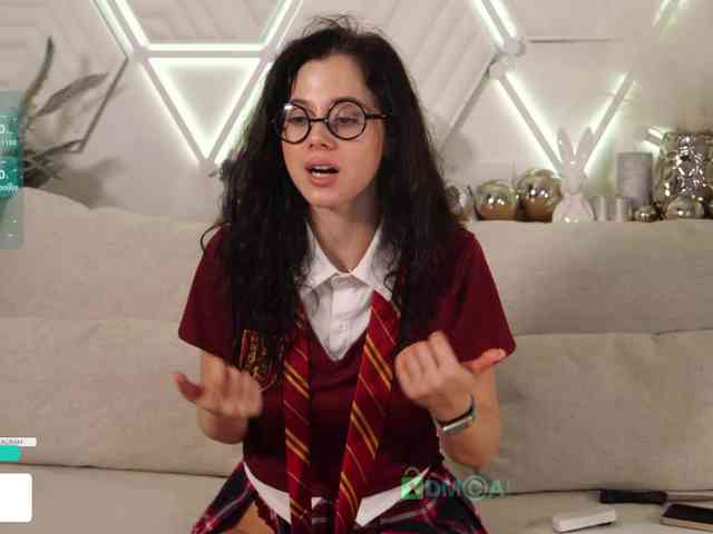 Модель: Taanni