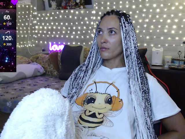 Marina4Love live cam on BongaCams