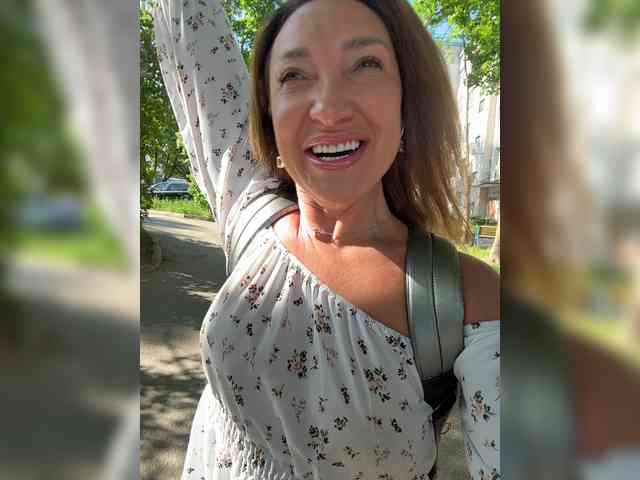 Miss_Stella webcam