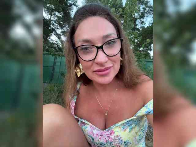 Miss_Stella webcam