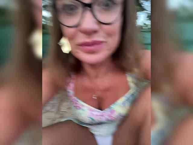 Miss_Stella webcam
