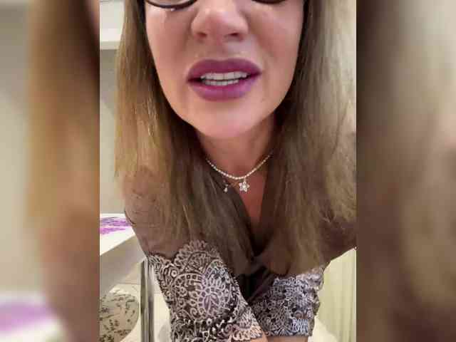 Miss_Stella webcam