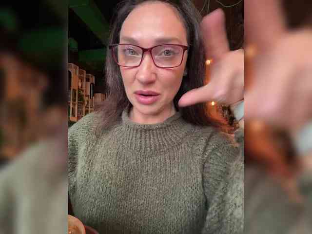 Miss_Stella webcam