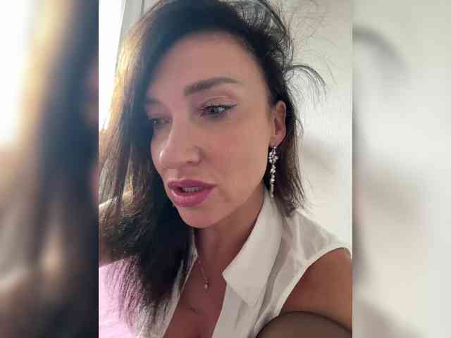 Miss_Stella webcam