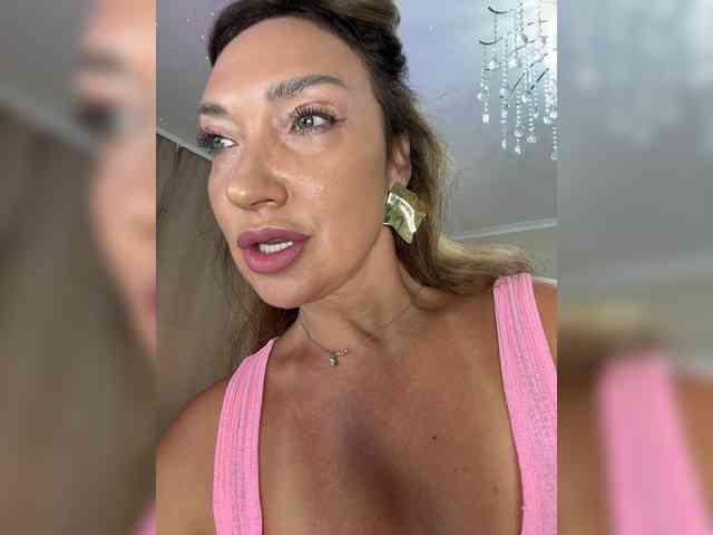 Miss_Stella webcam