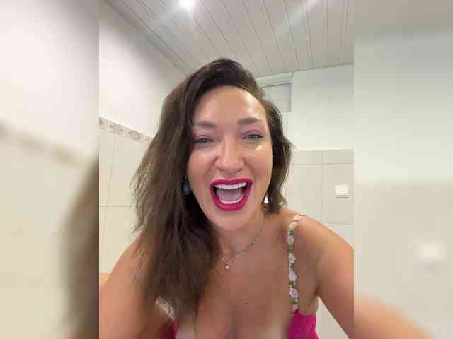 Miss_Stella webcam