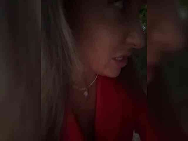 Miss_Stella webcam