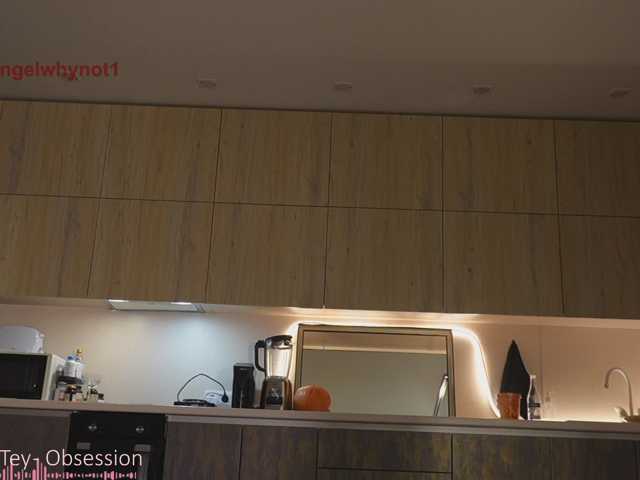 unfamiliar-an live cam on BongaCams