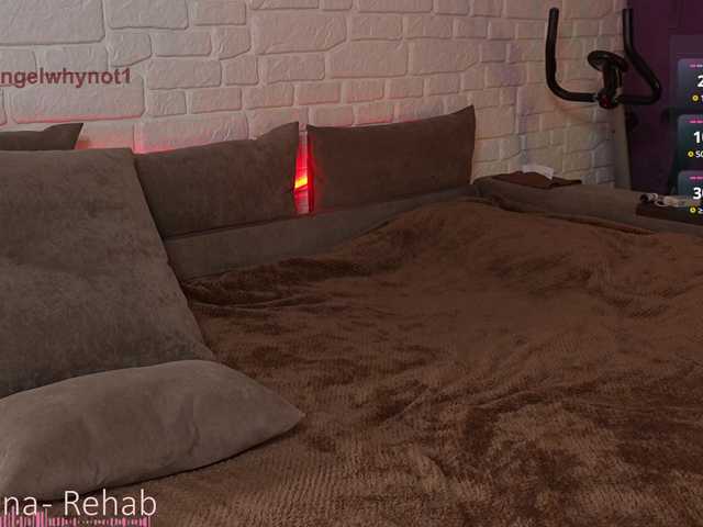 unfamiliar-an live cam on BongaCams