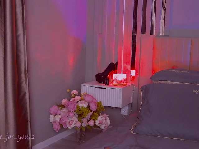 Marisa12 live cam on BongaCams