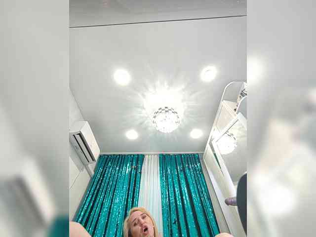 SUPERMILF webcam