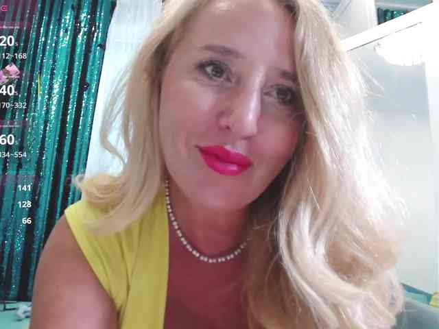 SUPERMILF webcam