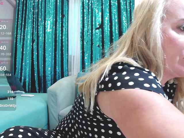 SUPERMILF webcam