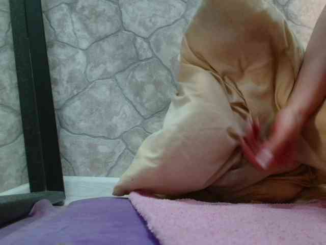 DIRTY-WH0RE webcam