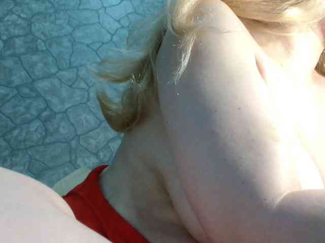 DIRTY-WH0RE webcam