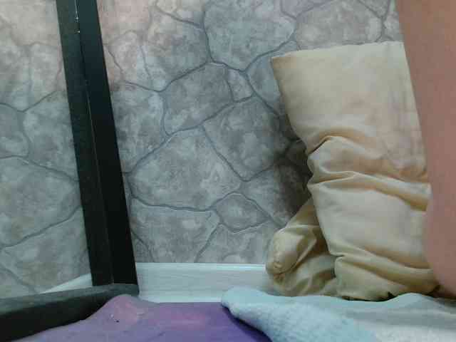 DIRTY-WH0RE webcam