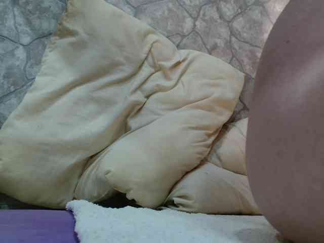 DIRTY-WH0RE webcam