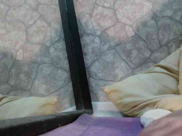 DIRTY-WH0RE webcam