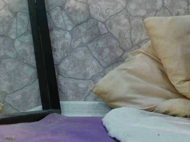 DIRTY-WH0RE webcam