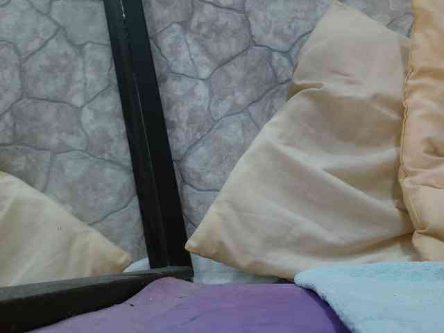DIRTY-WH0RE webcam