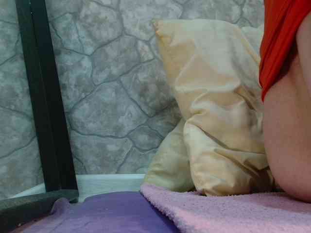 DIRTY-WH0RE webcam