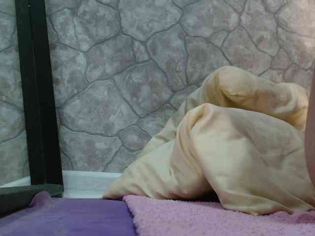 DIRTY-WH0RE webcam