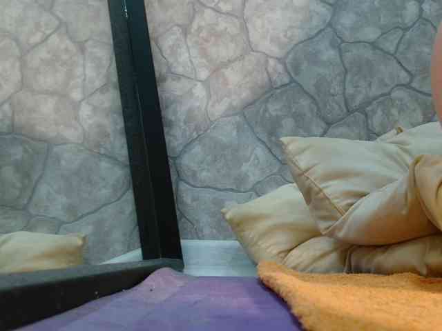 DIRTY-WH0RE webcam