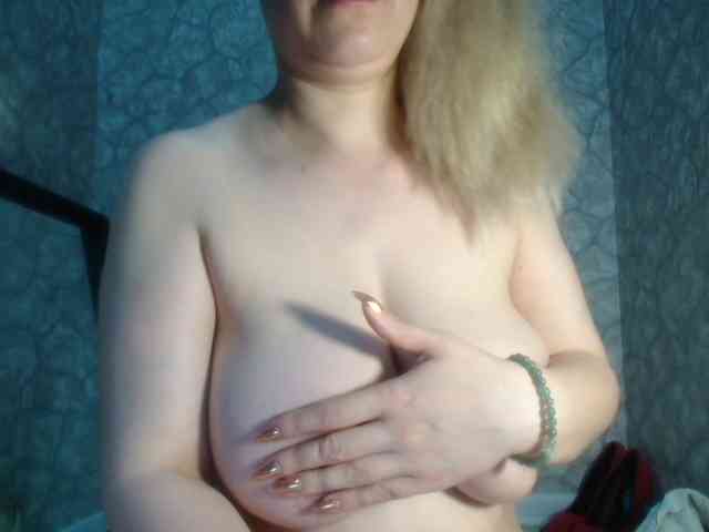 DIRTY-WH0RE webcam