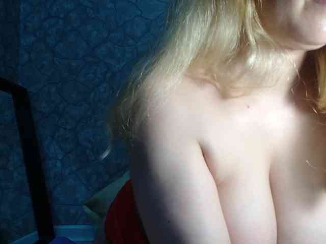DIRTY-WH0RE webcam