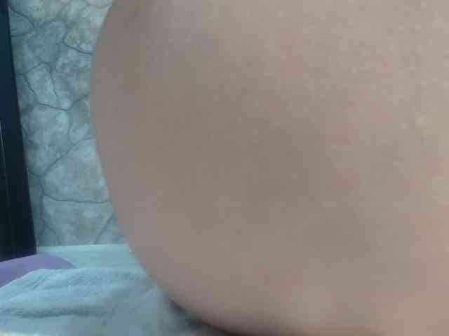 DIRTY-WH0RE webcam