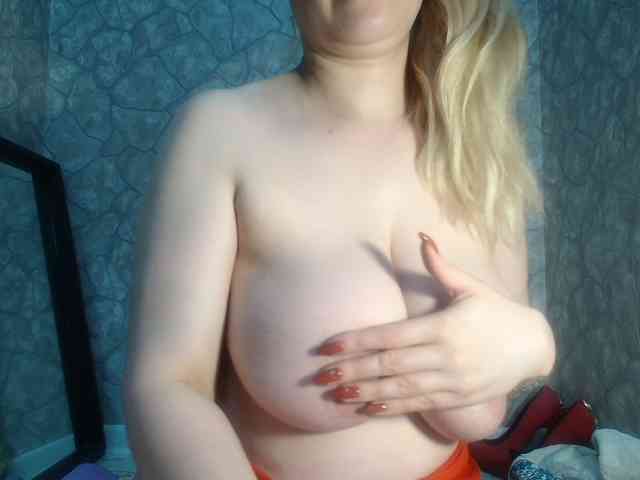 DIRTY-WH0RE webcam