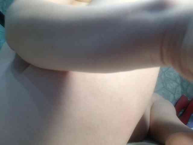 DIRTY-WH0RE webcam