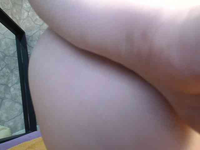 DIRTY-WH0RE webcam