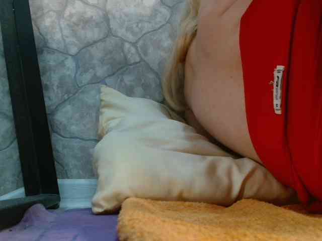 DIRTY-WH0RE webcam