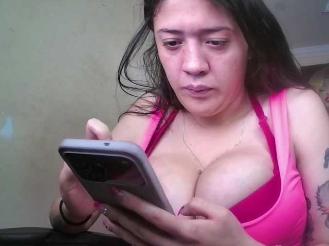 melanyisabell live cam preview