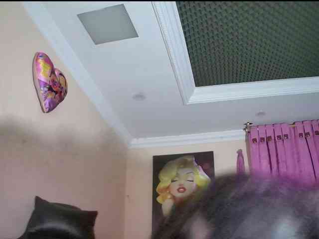 melanyissabel Live Webcam on BongaCams