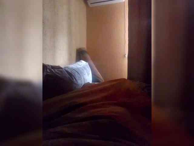 DavisQRed Live Webcam on BongaCams