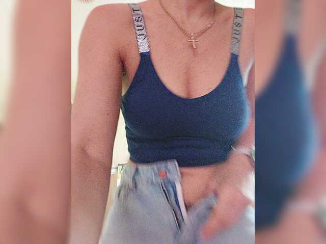 Kissaam live cam on BongaCams