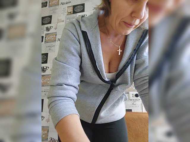 KissaHot live cam preview