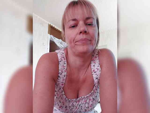 KissaHot webcam