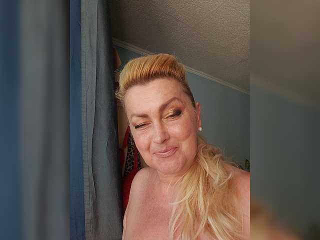 vetaru live cam on BongaCams